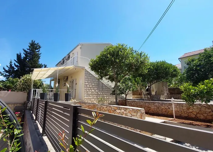 Flora Apartamento Sutivan