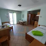 Flora Apartmán Sutivan