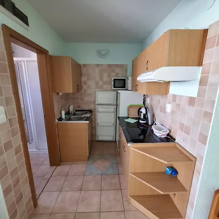 Apartman Flora Sutivan