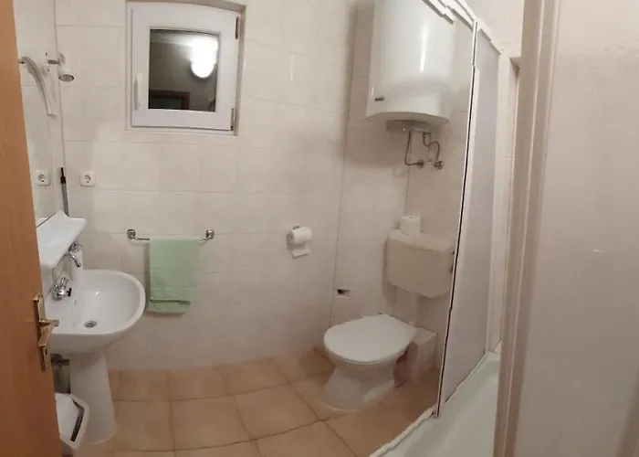 Flora شقة سوتيفان